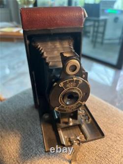 Kodak Brownie Hawkeye No. 2 Model C. Brown Case. RARE. NOT TESTED