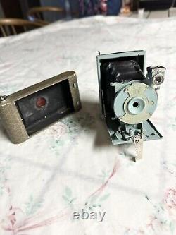 Kodak Vest Pocket Petite Green/Teal Lighting Bolt Folding Camera 1930's VG+